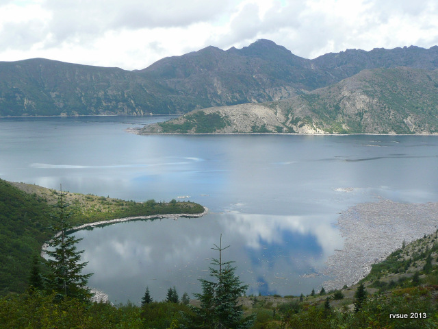 A long-awaited sight at Spirit Lake and off we go to a new camp ...
